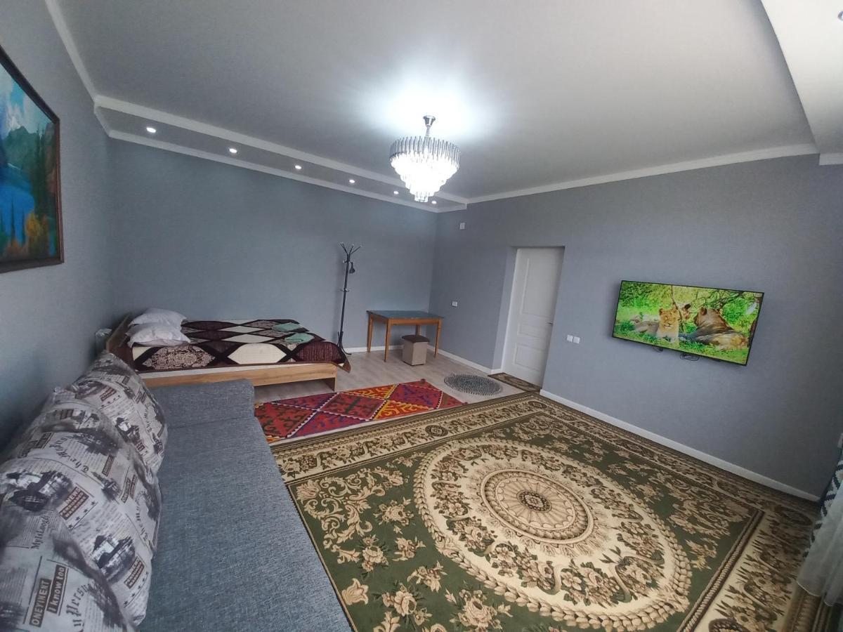 Guest House B&B Kochkor エクステリア 写真